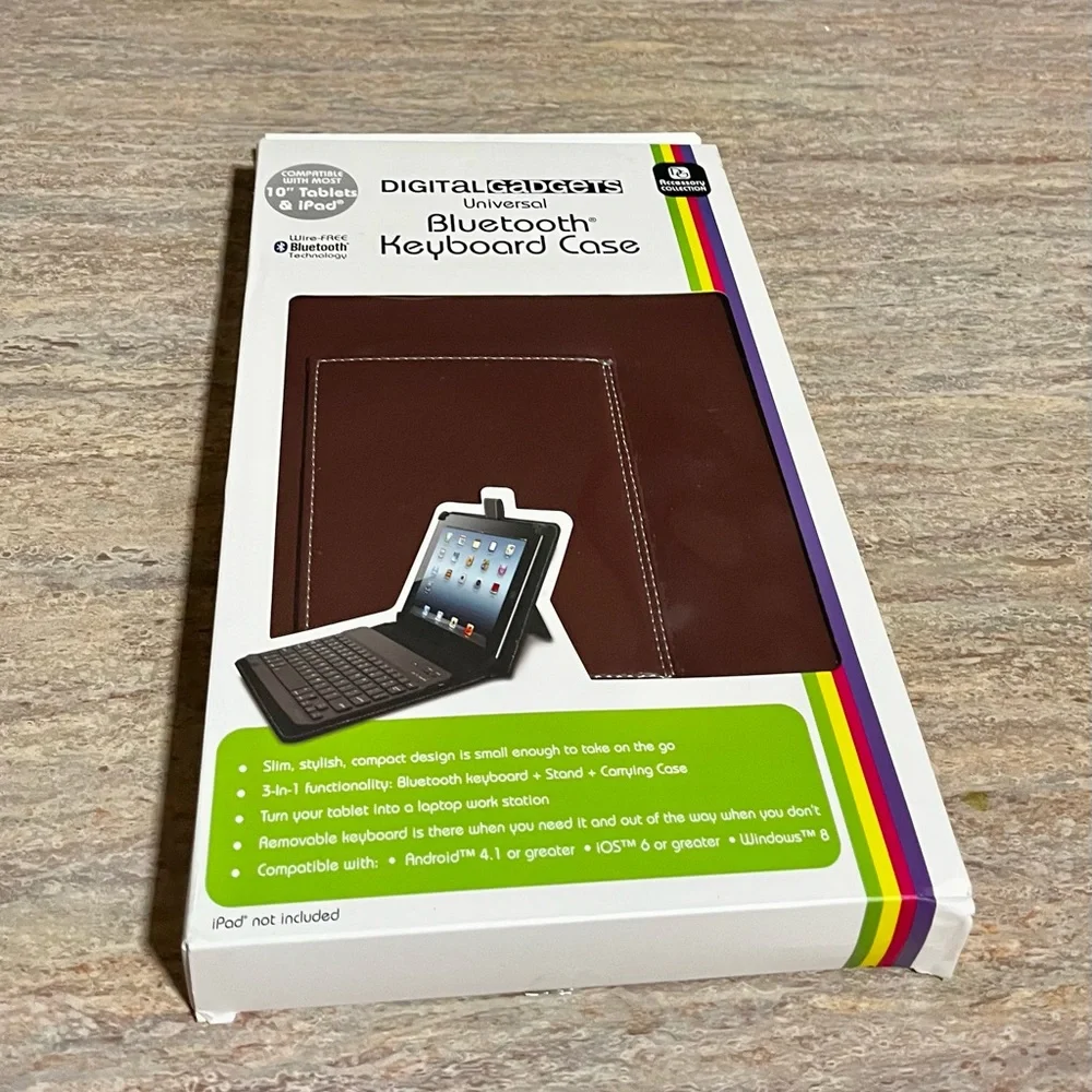 NIB Digital Gadgets Universal Bluetooth wire free keyboard case